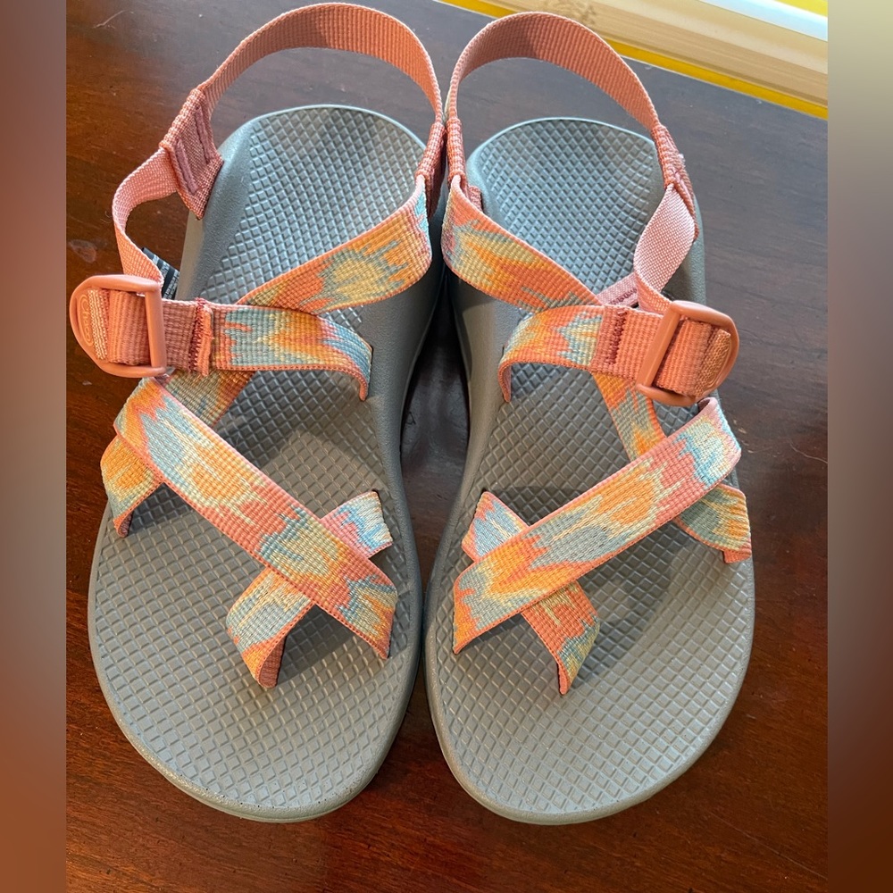 Brand new Women’s Single Strap Chacos